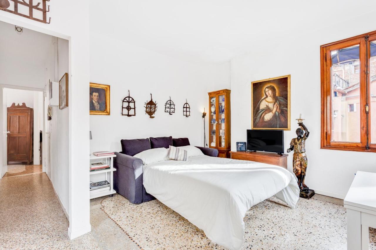 Ca Lu Vintage Flat Con Vista Su San Marco! Apartment เวนิส ภายนอก รูปภาพ