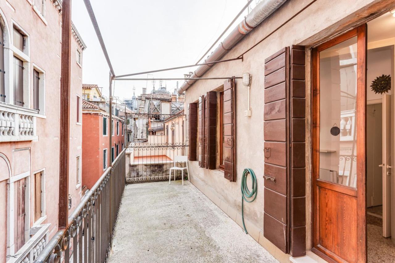 Ca Lu Vintage Flat Con Vista Su San Marco! Apartment เวนิส ภายนอก รูปภาพ
